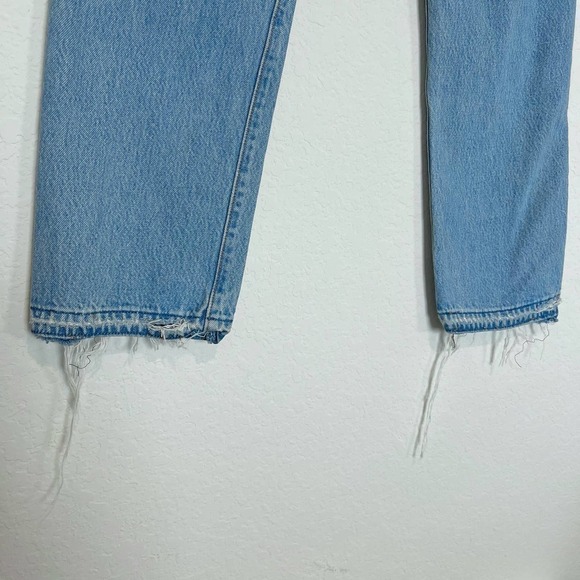 Levi's Premium Wedgie Straight Distressed Released Hem Jeans Size 29 - Picture 7 of 9